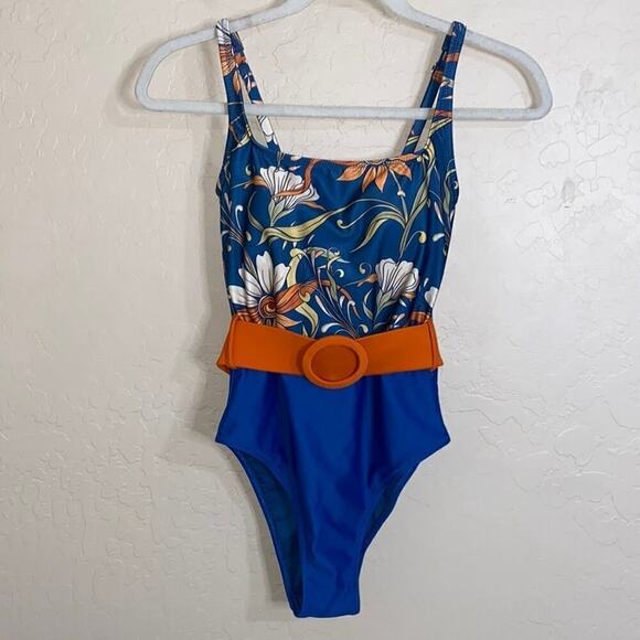 Averie lailani belted one piece swimsuit NWT - Picture 2 of 9
